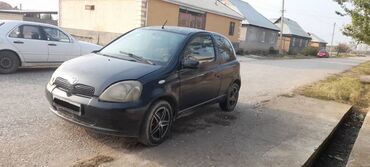 Toyota: Toyota Yaris: 2000 г., 1.3 л, Механика, Бензин, Купе