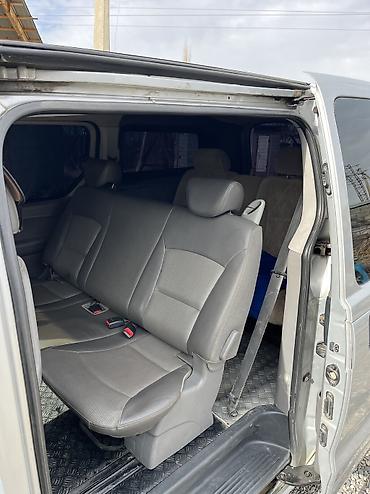 Hyundai: Hyundai Starex: 2009 г., 2.5 л, Механика, Дизель, Минивэн — 6