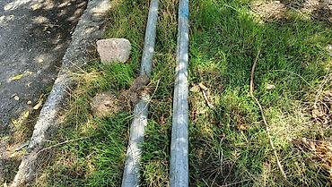 bayraq olculəri: Metal dirəklər – 2 ədəd - Material: galvanizə olunmuş polad - Tip — 2