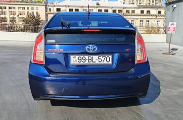 uaz satılık: Toyota Prius: 1.8 л | 2012 г. Хэтчбэк