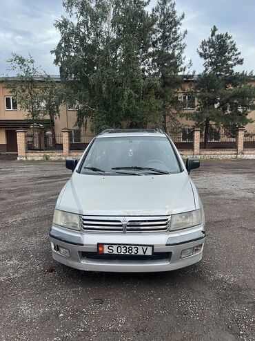 поджеро продажа: Mitsubishi Space Wagon: 2000 г., 2.4 л, Механика, Бензин, Универсал