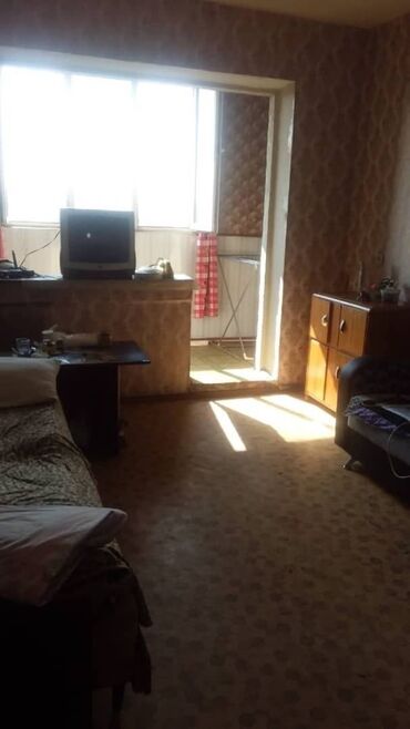 рядом с аламединским рынком: 1 комната, 35 м², 105 серия, 8 этаж, Старый ремонт