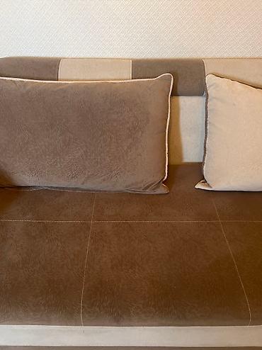 sofa: Угловой диван, C подушками, Трехместный — 2