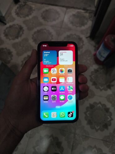 işlənmiş telefonlar iphone: IPhone Xr, 64 GB, Qara, Face ID