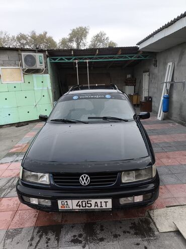 Volkswagen: Volkswagen Passat: 1993 г., 1.8 л, Механика, Бензин, Универсал