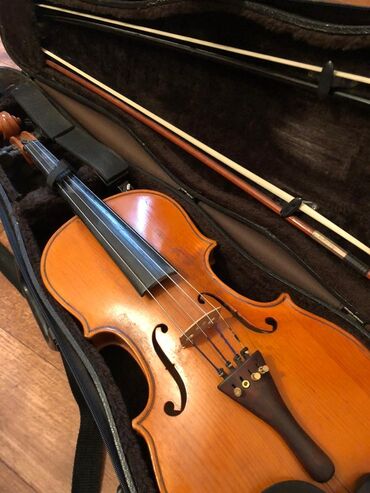 Скрипки: Продаю мастеровой альт.срочно