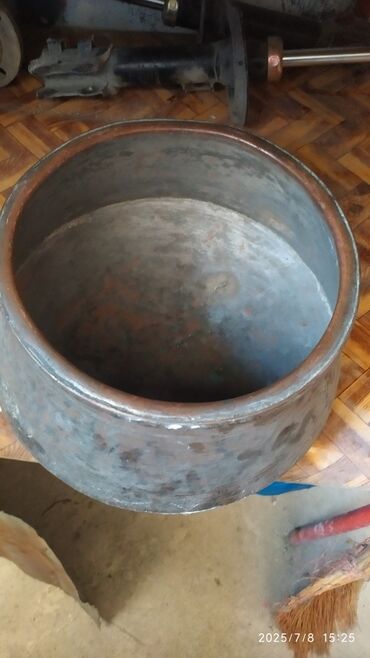 Bağ və bostan üçün digər məhsullar: Mis qazanlar və ləyən, prablemi deşiyi yoxdur əla vəziyyətdədir. hər — 7