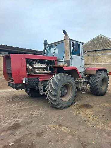 rengli işıq: Ağır sinif dördötürücülü traktor - Güclü dizel mühərrik, qabaqda iri — 7