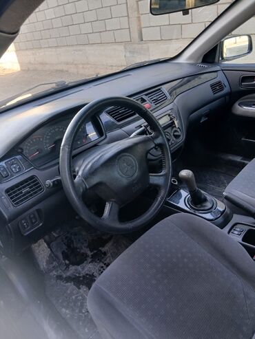 Mitsubishi: Mitsubishi Lancer: 2003 г., 1.6 л, Механика, Седан — 1