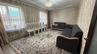 жил массив умут: 🏡 Продаётся 4-комн. дом с мансардой в ж/м Умут! 📐 Дом: 70 м² | — 1