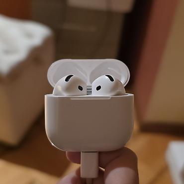 Кулакчындар: Зымсыз ичине салынуучу кулакчындар, Apple, AirPods 4, Колдонулган — 1