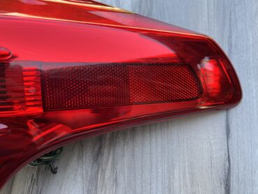 Стоп-сигналы: Задний правый стоп-сигнал Toyota 2015 г., Б/у, Оригинал, США at lalafo.kg — 5 Стоп-сигналы: Задний правый стоп-сигнал Toyota 2015 г., Б/у, Оригинал, США — 5