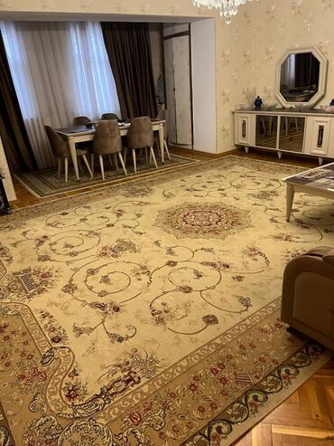 Uzunmüddətli kirayə mənzillər: Nərimanov rayonu,Baki sağlamlıq mərkəzi ilə üzbəüz,Tibb universitetinə