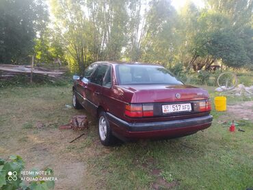 продам срочно машину: Volkswagen Passat: 1992 г., 1.8 л, Механика, Бензин, Седан