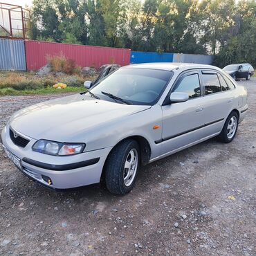 машина семорка: Mazda 626: 1997 г., 2 л, Механика, Бензин, Хэтчбэк