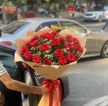 Peugeot: 🔴 21 Qızılgul buketi - 50₼
🌐 Ün. Əcəmi m yaxınlığı