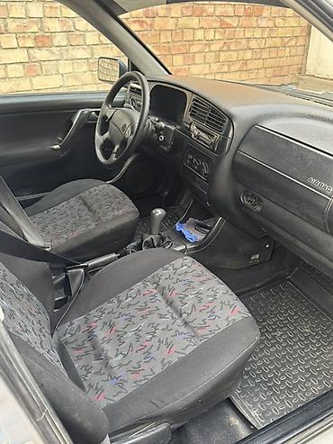 голы 3 универсал: Volkswagen Golf: 1996 г., 1.6 л, Механика, Бензин, Универсал — 8