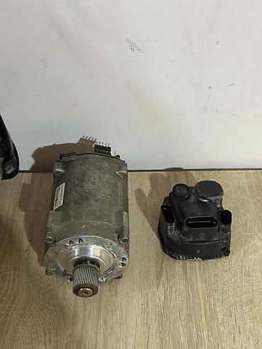 oyun rolu: Məhsul: Elektrik sükan nasosu komplekti Tərkib: - Hidravlik yağ çəni — 4