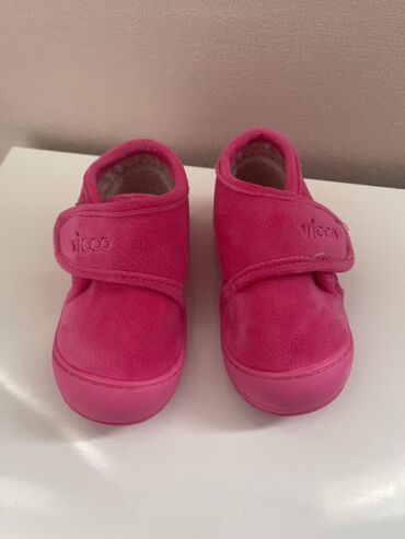 vicco детская обувь: Б/у домашняя обувь Vicco 23 размера в безупречном состоянии