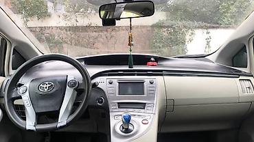 Toyota: Toyota Prius: 2012 г., 1.8 л, Автомат, Гибрид, Хэтчбэк — 3