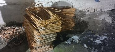 парные вещи: Арматурные хомуты/скобы для каркасов - Материал: стальная арматура