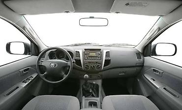 los re: TAPACIR VRATA ZA TOYOTA HILUX OD 2006. DO 2023. GOD. | Svi delovi za — 1