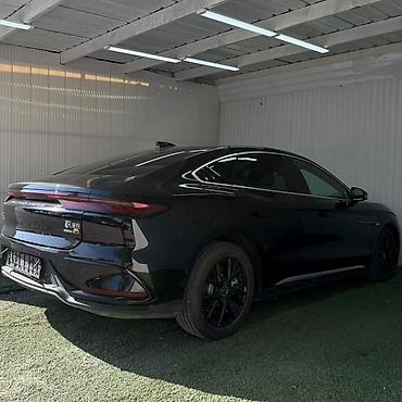 geely preface: BYD Han: 2025 г., 1.5 л, Гибрид, Седан — 3