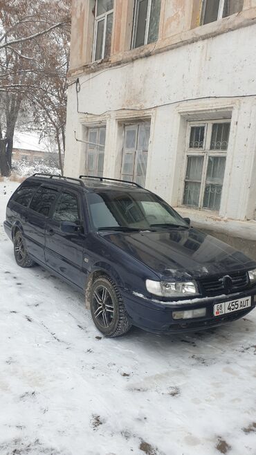 Volkswagen: Volkswagen Passat Variant: 1994 г., 1.8 л, Универсал — 2