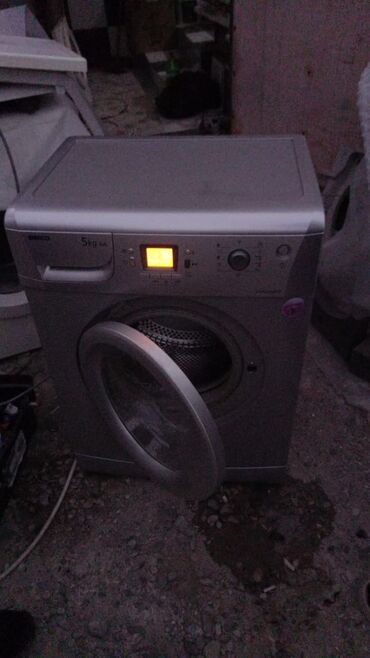 paltaryuyan pompasi: Paltaryuyan maşın Beko, 5 kq, Qurutmasız, Kredit yoxdur