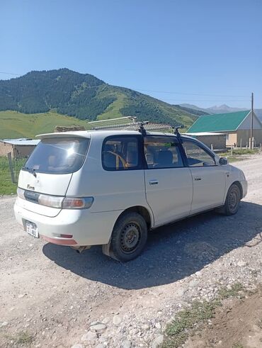 опель фронтера б: Toyota Gaia: 2000 г., 2 л, Автоматтык, Бензин, Седан