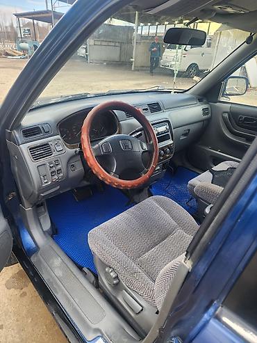 Honda: Honda CR-V: 1998 г., Кроссовер — 3