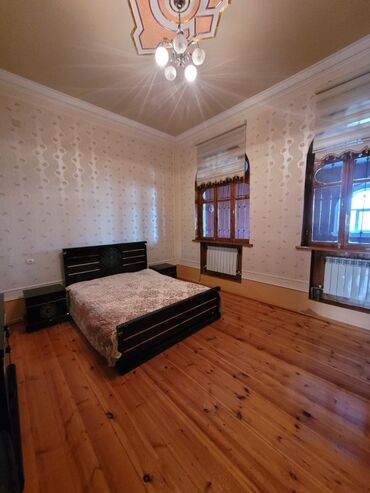 Binalar: Muxtar Hacıyevdə 8 sotda 2 mərtəbəli 10 otaqlı tam təmirli həyət evi -da lalafo.az — 12 Binalar: Muxtar Hacıyevdə 8 sotda 2 mərtəbəli 10 otaqlı tam təmirli həyət evi — 12