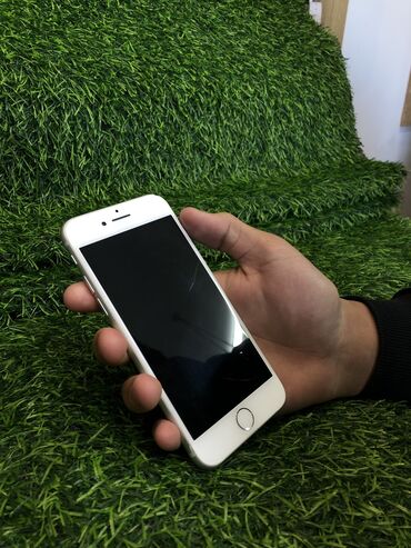 Apple iPhone: IPhone 8, Новый, 64 ГБ, Белый, Чехол, 100 %