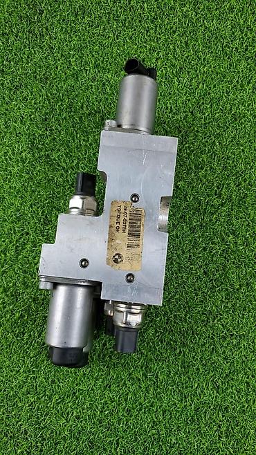 Другие автозапчасти: Блок клапанов гидроподвески (Dynamik Drive) для БМВ X5 Е70 ​6782—737 — 8