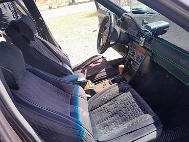 Mercedes-Benz: Mercedes-Benz E-Class: 1994 г., 2.2 л, Ручные, Бензин, Седан — 9