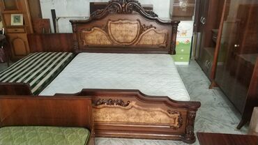 ikinci əl divan kreslo: 2 təknəfərlik çarpayı, 2 tumba, Malayziya, İşlənmiş