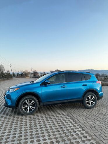 купить авто без посредников от хозяина недорого: Toyota RAV4: 2018 г., 2.5 л, Автомат, Бензин, Кроссовер