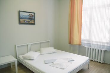 снять комнату на длительный срок: 18 кв. м, Эмереги менен