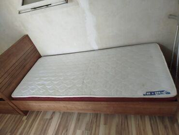 Çarpayılar: İşlənmiş, Təknəfərlik çarpayı, Matras ilə, Malayziya