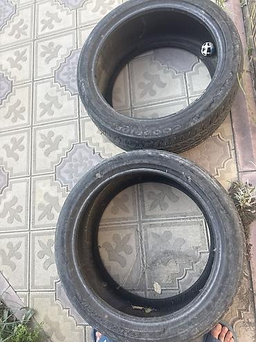 235 55 18: İki ədəd avtomobil təkəri - Ölçü: 245/40 R19 (yan divarda işarələnib) — 1