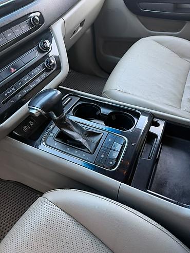 Продажа авто: Kia Carnival: 2018 г., 2.2 л, Автомат, Дизель, Минивэн — 9