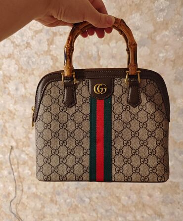 Tuflilər: Qadın ayaqqabıları – 2 cüt 1) Qırmızı klassik tufli - Material: zamşa — 22