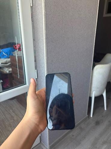 Apple iPhone: IPhone 14, Qara, Face ID — 4