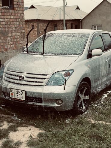 тацота ист: Toyota ist: 2004 г., 1.3 л, Автомат, Бензин, Хэтчбэк