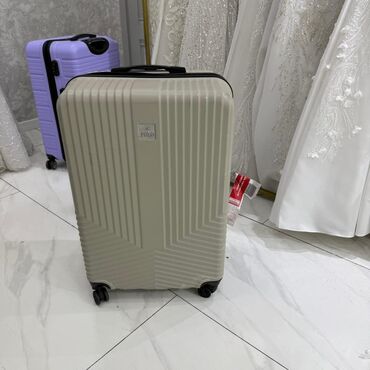 qaçış aparatı lalafo: Sərt qabıqlı səyahət çamadanları - Material: yüngül və möhkəm ABS/PC