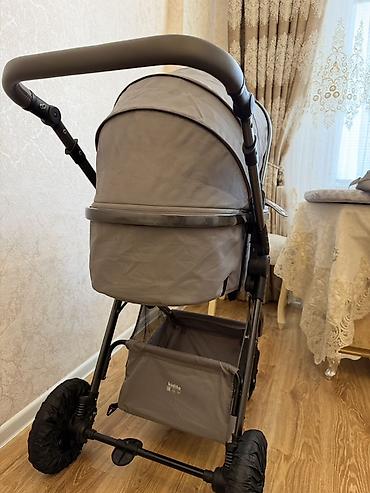 mini araba: Uşaq arabası – 2‑in‑1 transformasiya olunan model, boz rəng — 7