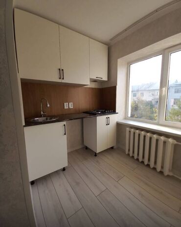 Продажа квартир: 1 комната, 30 м², Хрущевка, 4 этаж, Евроремонт