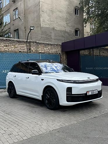 2023: Lixiang L7: 2023 г. — 1