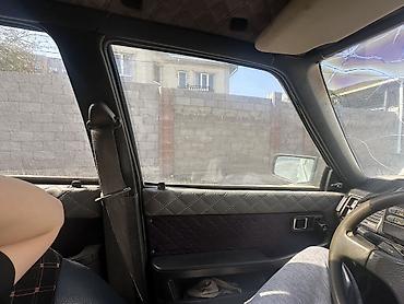 626: Mazda 626: 1989 г., 2 л, Механика, Бензин, Седан — 6