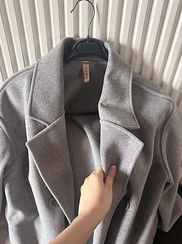 michel kors: Продаю пальто, качество отличное новое, ни разу не носила размер — 3